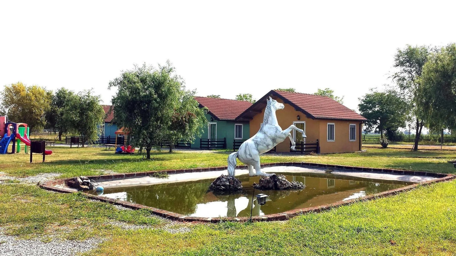 Tuscany Village Ostellato 0*, Dogato Italy